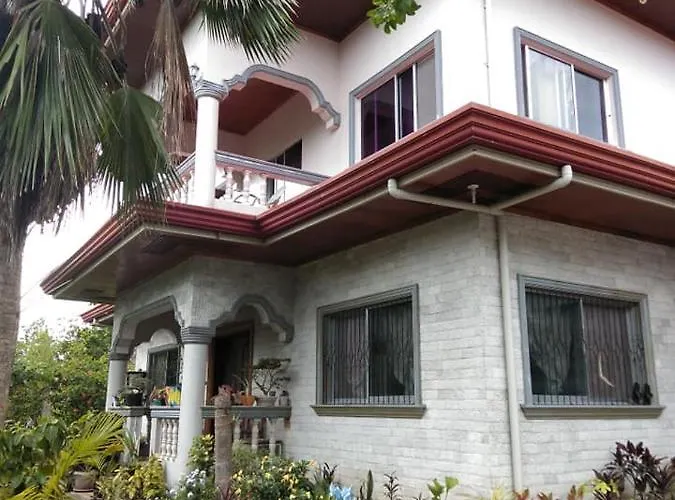 Titanic Villa Basdiot